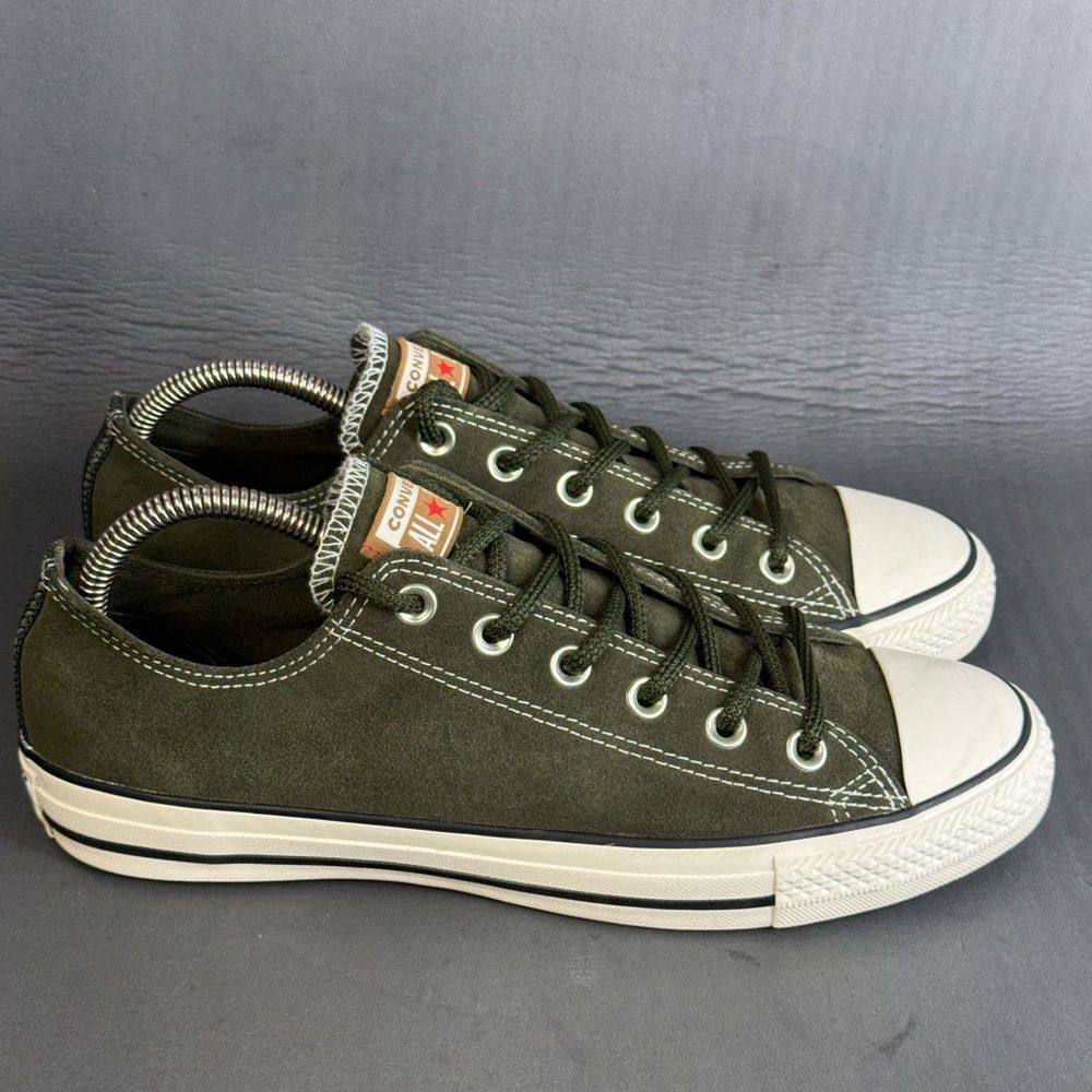 Converse Chuck Taylor All Star sneakers olive green suede men’s size 8